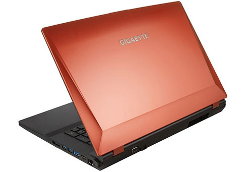 Gigabyte P2742G