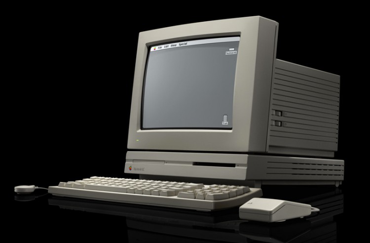 30-years-of-apple-designboom07-750x492