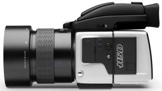 الكاميرا Hasselblad H5D والمزودة بنظام تركيز تلقائي