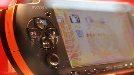 سوني تخفض سعر جهاز الالعاب PlayStation Portable ليصبح 190 دولار