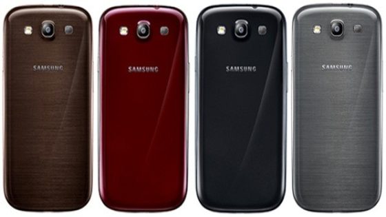 Samsung Galaxy Note II بألوانه الزاهية الأحمر والبني