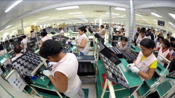 الحكومة البرازيلية تتهم سامسونج بعدم معاملة العمال بطريقة لائقة