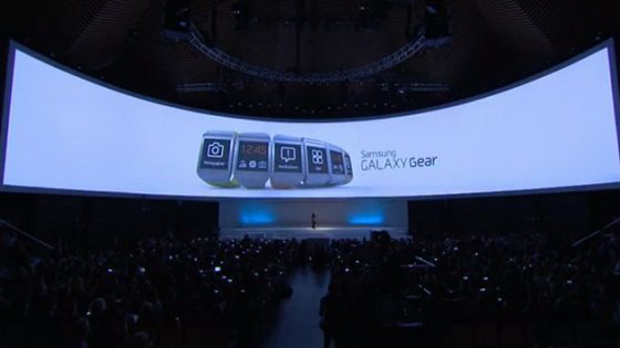 الجمارك السعودية تمنع إدخال ساعة سامسونج “جالاكسي جير” Galaxy Gear !!