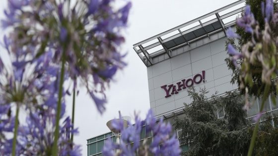 Yahoo تستحوذ على “إيفنت لايف” (Evntlive) والمتخصصة في تنظيم وعرض الحفلات الموسيقية على الإنترنت