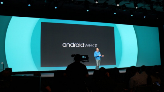 LG G Watch و Gear Live أصبحت متوفرة على متجر جوجل بلاي