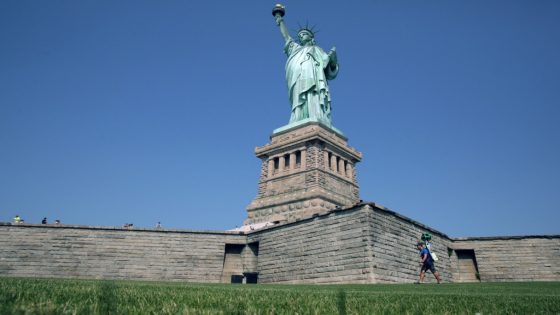 قريباً … تجوّل بجانب “تمثال الحرية” مع خدمة ستريت فيو